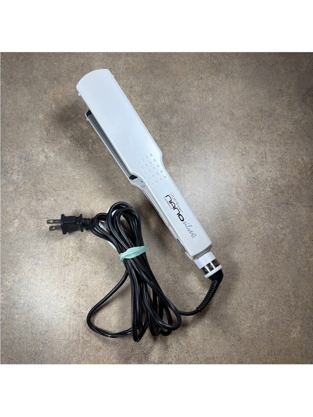 Jilbere de Paris 1 3/4NANO SIL Ceramic Flat Iron Hair Straightener 400W